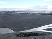 Islandia. Przykład obecnie tworzącego się sandru na przedpolu lodowca